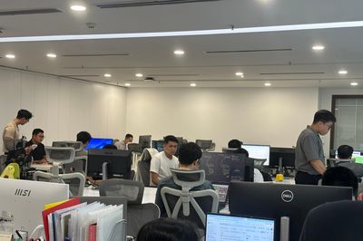 Doanh nghiệp Việt chùn bước trước rào cản pháp lý và chi phí khi ứng dụng AI