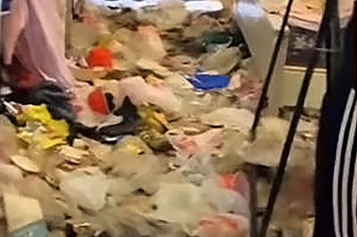 Căn hộ bốc mùi hôi thối, ngập rác sau khi khách thuê bỏ trốn ở TQ