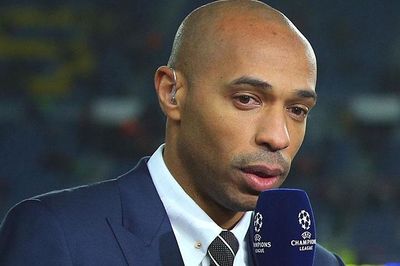 Henry thất vọng vì Barcelona quay lưng với Rashford