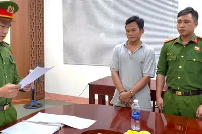 Bắt tạm giam tài xế xe ben 'vượt ẩu' gây tai nạn khiến 2 người đi xe máy tử vong