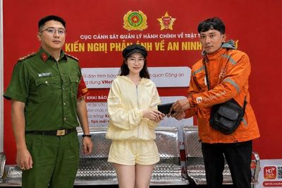 Anh shipper tốt bụng