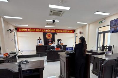 3 bị cáo tổ chức 'chơi' ma túy lãnh mức án thích đáng