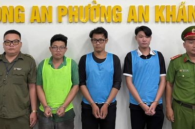Tạm giữ 3 thanh niên giả danh Cảnh sát hình sự cưỡng đoạt tài sản ở TPHCM