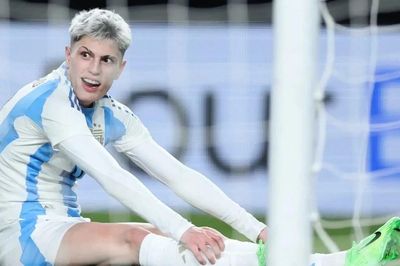 Argentina chốt danh sách World Cup 2026: Garnacho cùng nhiều sao trẻ bị gạch tên