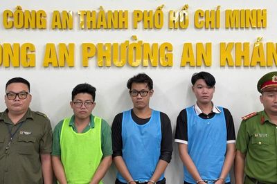 Giả danh Cảnh sát hình sự chặn xe, đe dọa rồi cưỡng đoạt tiền người dân