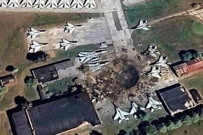 Nga kích hoạt 'át chủ bài' Kh-47M Kinzhal, căn cứ không quân Ukraine rung chuyển