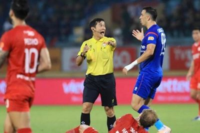 V-League và bước ngoặt minh bạch: Khi sai lầm trọng tài không còn là vùng cấm