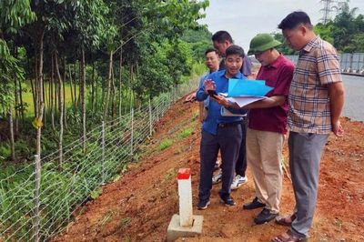 Bàn giao mốc giải phóng mặt bằng các nhà ga tuyến đường sắt Lào Cai - Hà Nội - Hải Phòng