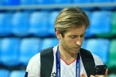 Stefan Mauk đối đầu đội bóng cũ Adelaide United tại play-off AFC Champions League Elite