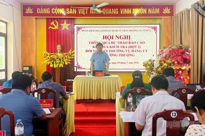 Đoàn kiểm tra, giám sát của Ban Thường vụ Tỉnh ủy làm việc với Ban Thường vụ Đảng ủy các địa phương