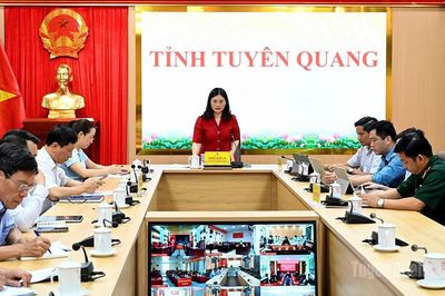 Tập trung tháo gỡ dứt điểm vướng mắc, đẩy nhanh tiến độ xây dựng các trường học biên giới