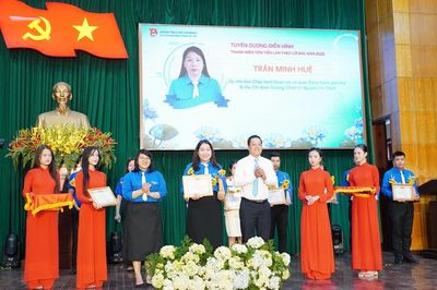 Tuyên dương 20 thanh niên tiên tiến làm theo lời Bác