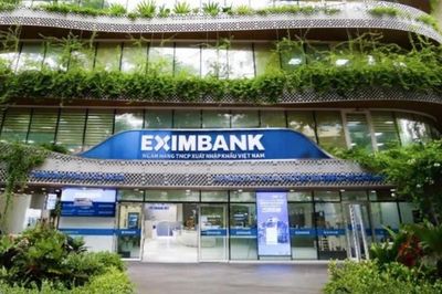 Thêm một phó tổng giám đốc của Eximbank nộp đơn từ nhiệm