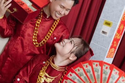Vét sạch 150 triệu và 2 cây vàng tặng chồng trong ngày cưới, cô dâu gây bão với lời nhắn: 'Muốn làm gì thì làm'