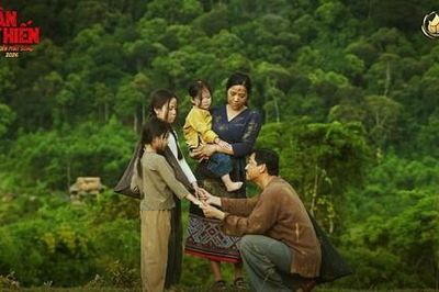 Phim 'Tận hiến' gây ấn tượng, thu hút khán giả với đề tài chính luận, tình báo