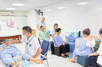 Nâng cao chất lượng khám, chữa bệnh bảo hiểm y tế: Động lực bứt phá cho y dược cổ truyền