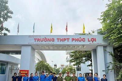 Công an cơ sở đồng hành cùng sĩ tử, bảo đảm tuyệt đối an toàn kỳ thi vào lớp 10