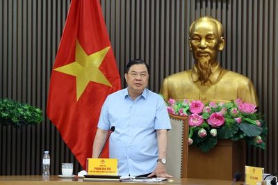 Phó Thủ tướng Thường trực Phạm Gia Túc: Từng bước tự chủ hoàn toàn về công nghệ khai thác, chế biến sâu đất hiếm