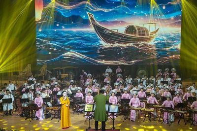 Dàn nhạc Dân tộc Việt Nam tôn vinh vẻ đẹp truyền thống qua đêm diễn mừng kỷ niệm 70 năm thành lập Học viện Âm nhạc Quốc gia Việt Nam