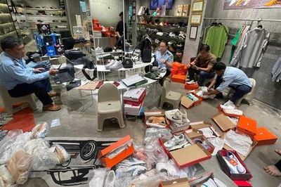 TP HCM mạnh tay truy quét hàng giả
