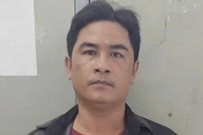Bắt đối tượng đập vỡ kính chắn gió ô tô