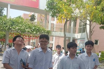 Thí sinh Hà Nội tự tin với đề thi Ngữ Văn lớp 10