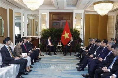 Tổng Bí thư, Chủ tịch nước Tô Lâm tiếp lãnh đạo một số doanh nghiệp lớn của Singapore