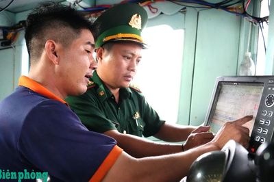 Thiết bị giám sát hành trình - 'mắt thần' quản lý tàu cá trên biển