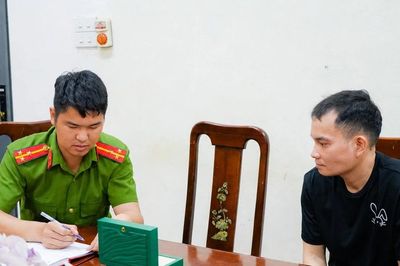 Trộm đồng hồ Rolex hơn nửa tỷ, mang bán với giá 150 triệu đồng