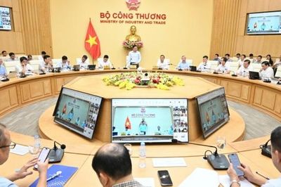 Dấu ấn từ sự đổi mới tư duy quản trị hệ thống điện