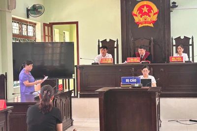 Tổ chức phiên tòa rút kinh nghiệm vụ án tranh chấp quyền sử dụng đất