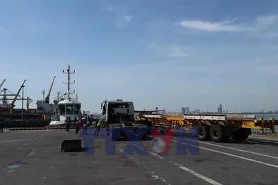 Điều động robot chữa cháy xử lý tình huống cháy pin lithium tại cảng Đà Nẵng