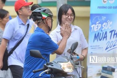 Đề thi vào lớp 10 môn Tiếng Anh tại Hà Nội năm 2026