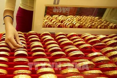Giá vàng thế giới giảm hơn 1% trong tháng 5