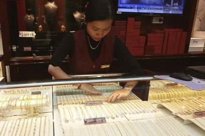 Vàng SJC 'bốc hơi' gần 10 triệu đồng/lượng trong tháng 5