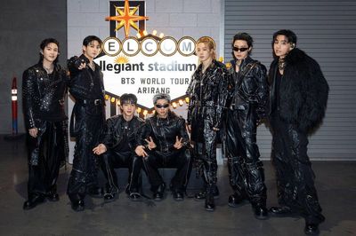 840.000 khán giả, vé bán sạch tuyệt đối: BTS đang viết lại lịch sử concert thế giới