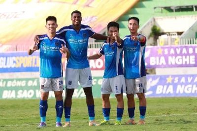 Bắc Ninh FC thắng Quy Nhơn United sau cuộc rượt đuổi tỷ số kịch tính