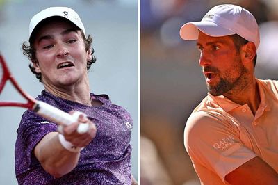 Joao Fonseca tạo địa chấn tại Roland Garros 2026: Ngược dòng hạ Djokovic sau 5 set nghẹt thở