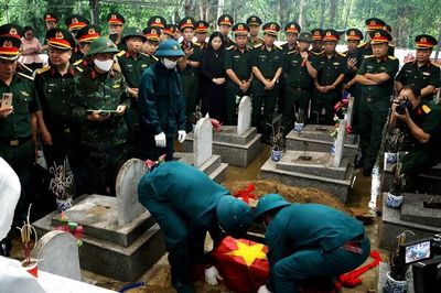 Lào Cai thực hành lấy mẫu hài cốt liệt sĩ chưa xác định danh tính