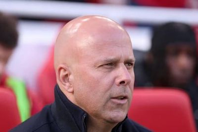 Liverpool chia tay HLV Arne Slot: Kết thúc một chương ngắn nhưng đầy dấu ấn tại Anfield