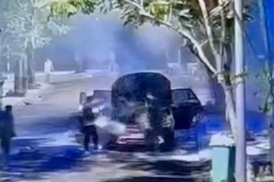 Lực lượng An ninh cơ sở kịp thời dập tắt vụ cháy xe ô tô trong khu dân cư