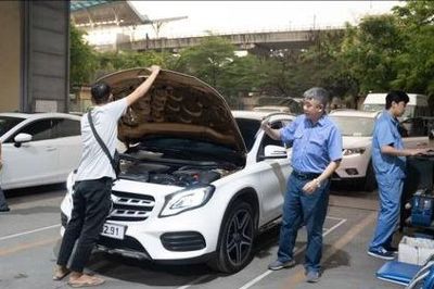 Mua ô tô cũ phải đưa xe đi đăng kiểm lại
