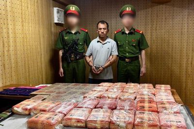 Nổ súng chống trả công an khi bị vây bắt, đối tượng người Lào vận chuyển hơn 23kg ma túy sa lưới
