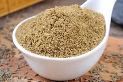 Đầu bếp tiết lộ 3 gia vị giúp thịt nướng thơm lừng, không bị khô, ngon như nhà hàng