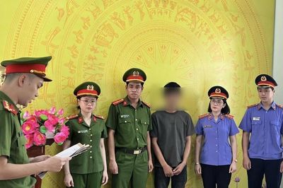 Làm giả sổ hồng, bán đất của người khác để chiếm đoạt hơn 500 triệu đồng