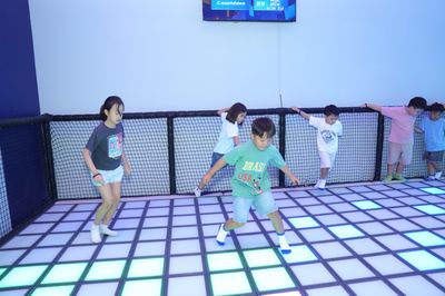 Xu hướng giải trí mới hút khách ở TP.HCM, kéo trẻ khỏi màn hình điện thoại