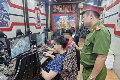 Xã Phú Xuyên: Quyết tâm đấu tranh ngăn chặn tội phạm ma túy