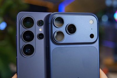 Apple vượt mặt Samsung trong 'khúc cua' quan trọng nhất
