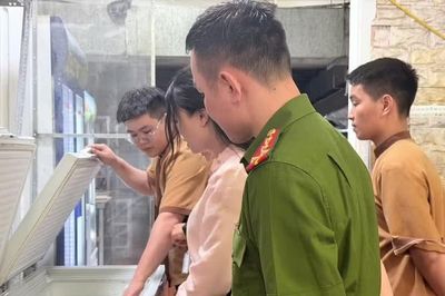 Xử phạt nhiều cơ sở vi phạm an toàn thực phẩm tại Hà Nội