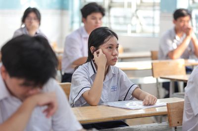 11 thí sinh lớp 10 ở TP.HCM thi phòng riêng, có camera giám sát